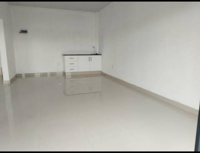 BUSINESS PROPERTY TO RENT IN PHOENIX